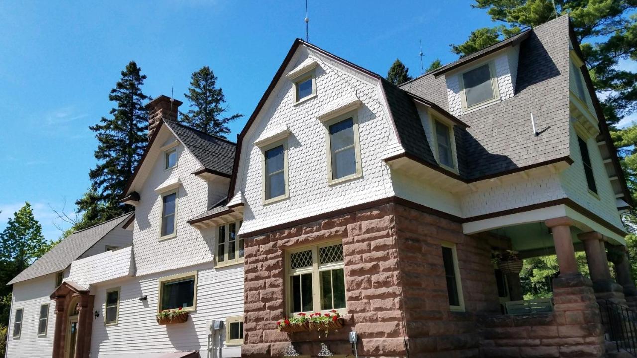 Pinehurst Inn Bed & Breakfast Bayfield Eksteriør bilde